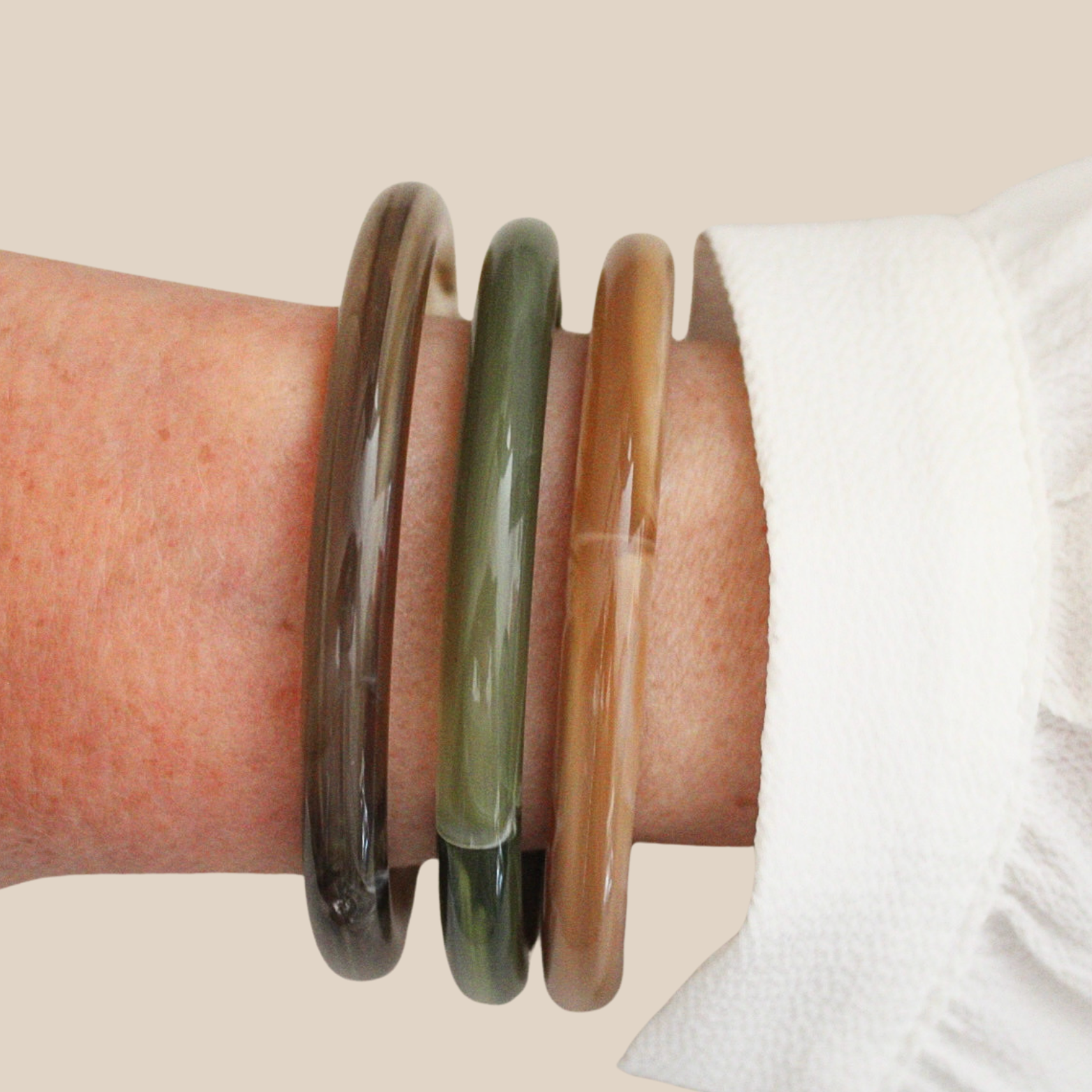 Bracelet Jonc ~ Jonc en résine acrylique ~ Large