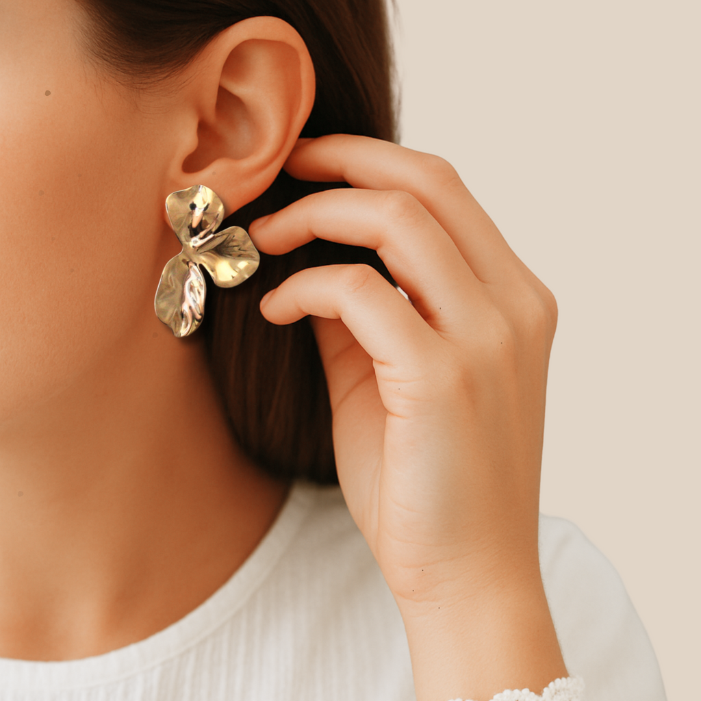 Boucles d'oreilles portées Les Petites Perdrix