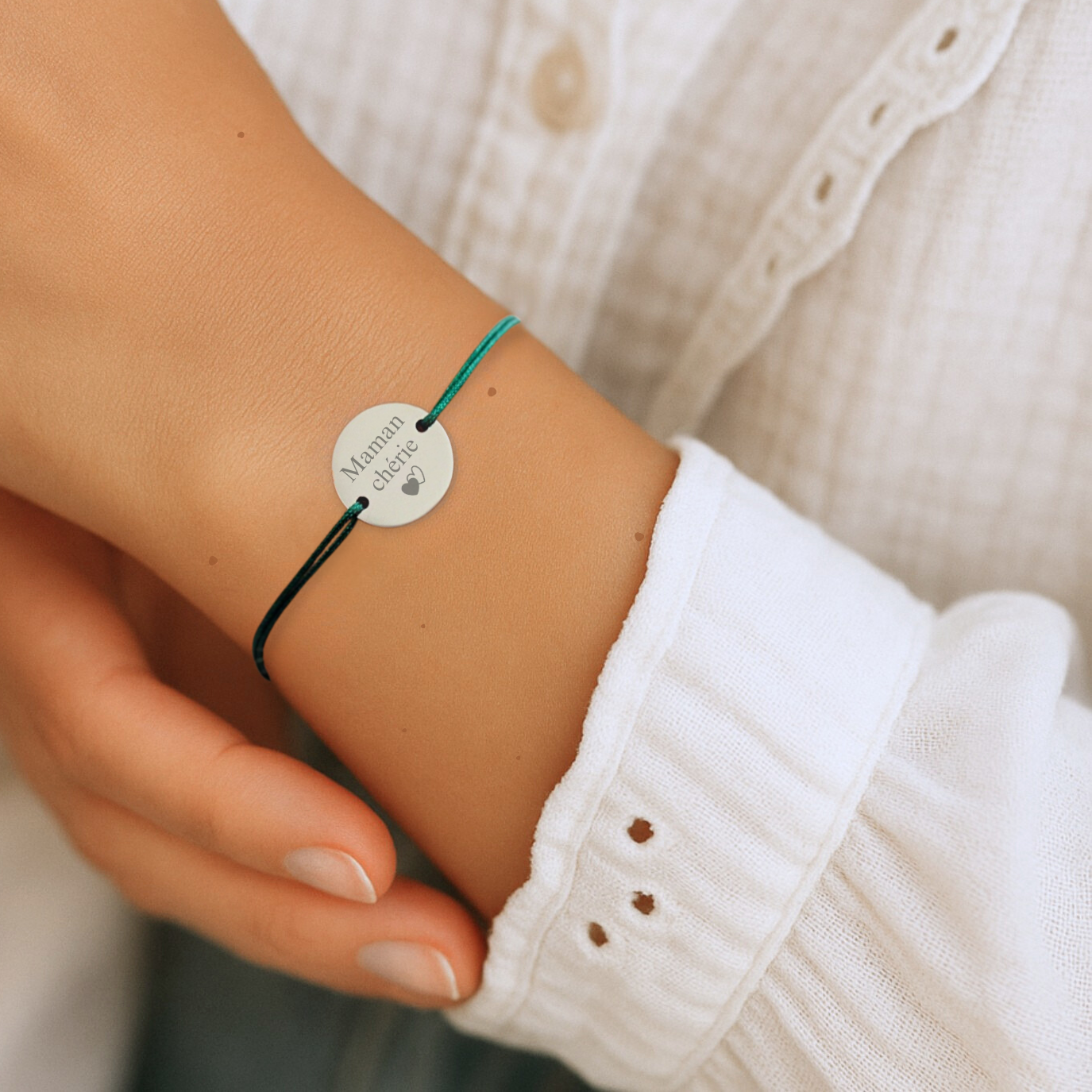 Bracelet Cordon personnalisé à graver ~ Médaille Argentée